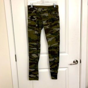 Camo cargo skinny’s